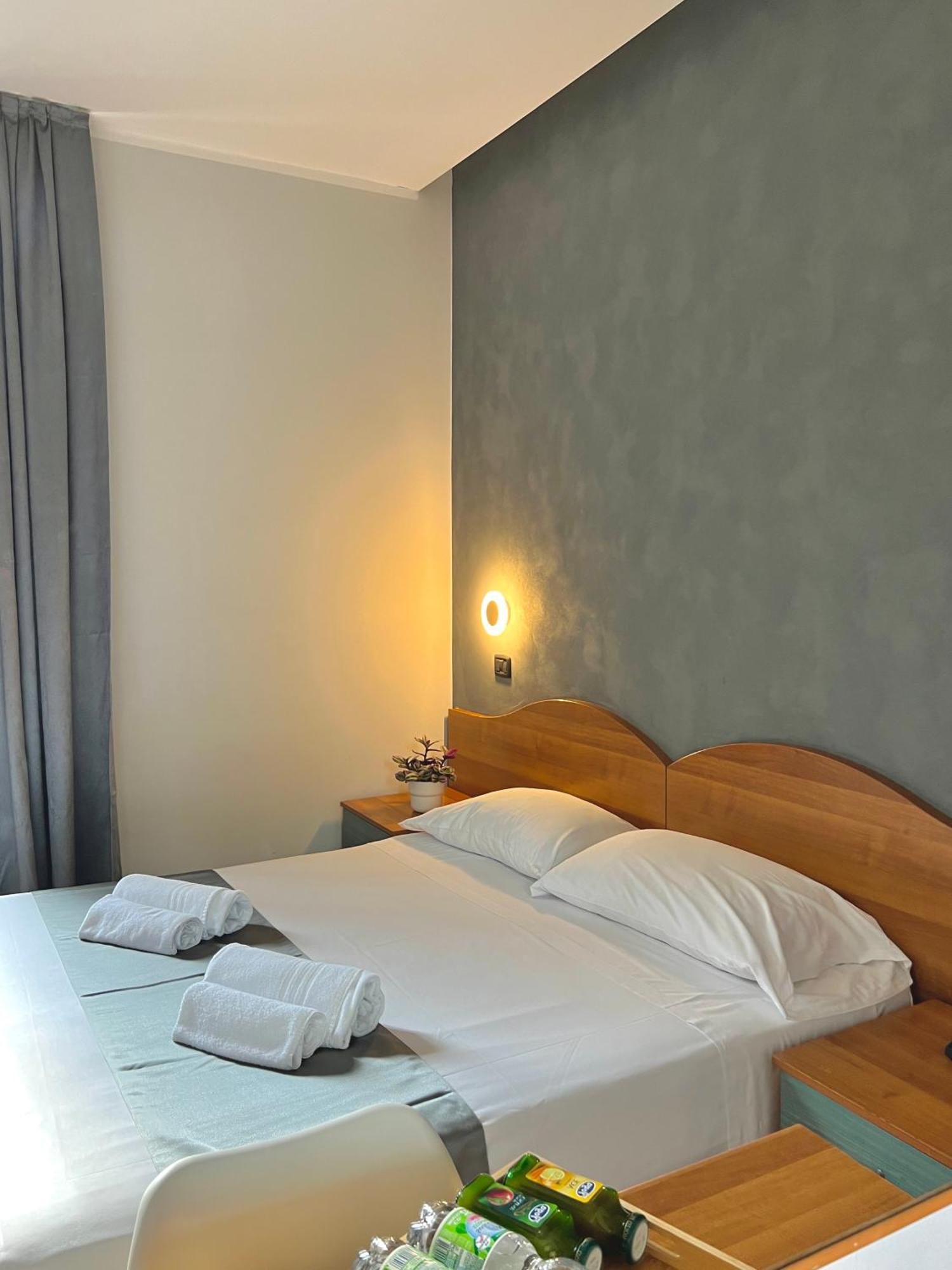 Hotel Sara Milano Eksteriør bilde